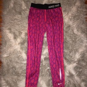 Girls Nike Pro leggings